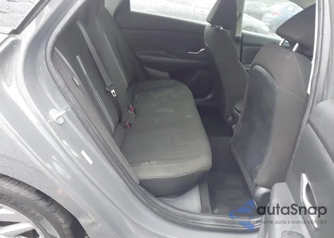 2024 Hyundai Elantra Sel z USA, uszkodzony, nr VIN KMHLM4DG2RU830805